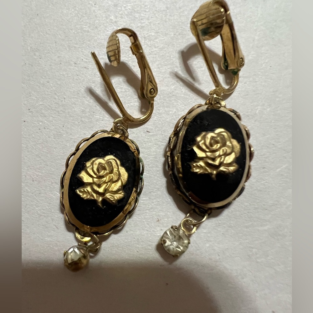 Celebrity Vintage beautiful earring